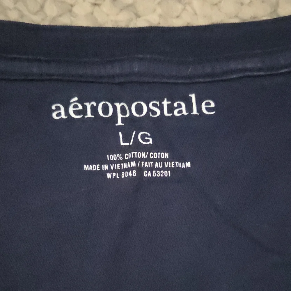 Aeropostale Women's Dark Blue Graphic Tee - Picture 2 of 3
